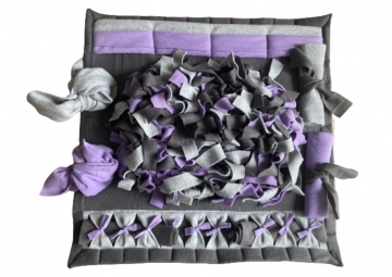 De hele mat is afgewerkt met vakjes dit zorgt voor tientallen extra zoek opties 23